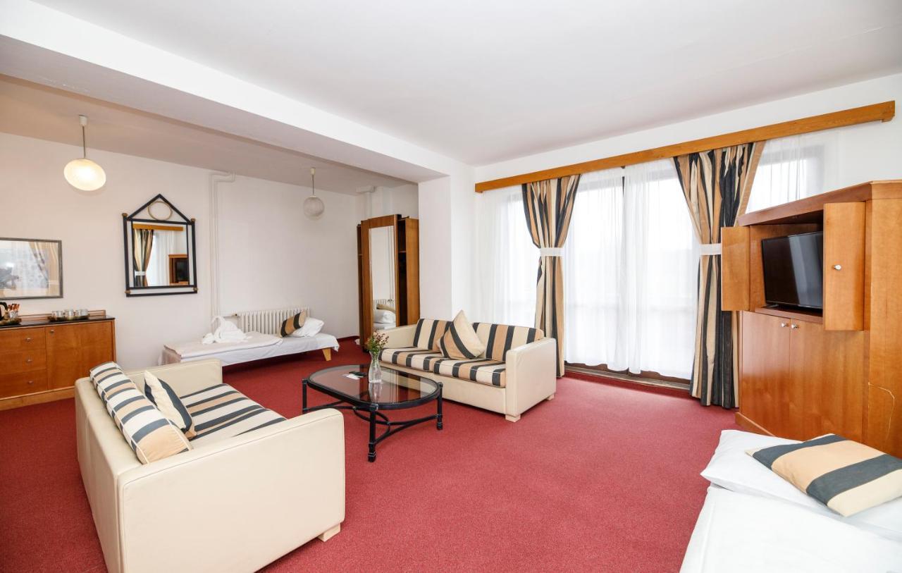 Fontana Lipno Otel Černá v Pošumaví Dış mekan fotoğraf