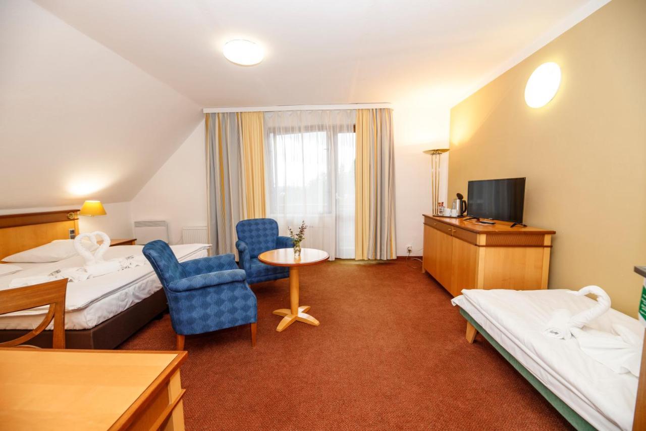 Fontana Lipno Otel Černá v Pošumaví Dış mekan fotoğraf